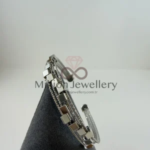 Vip Bileklik MJ-A00131